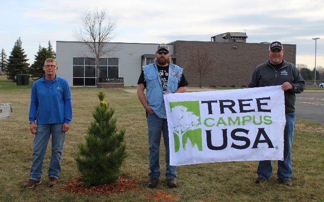 DSU honored with 2019 Tree Campus USA® Recognition