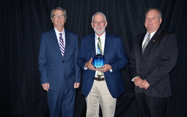 East River Electric announces Eminent Service Award winners during annual meeting